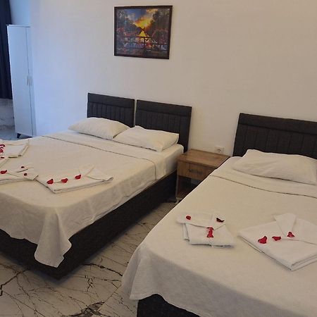 Alis Hotel フェティエ エクステリア 写真