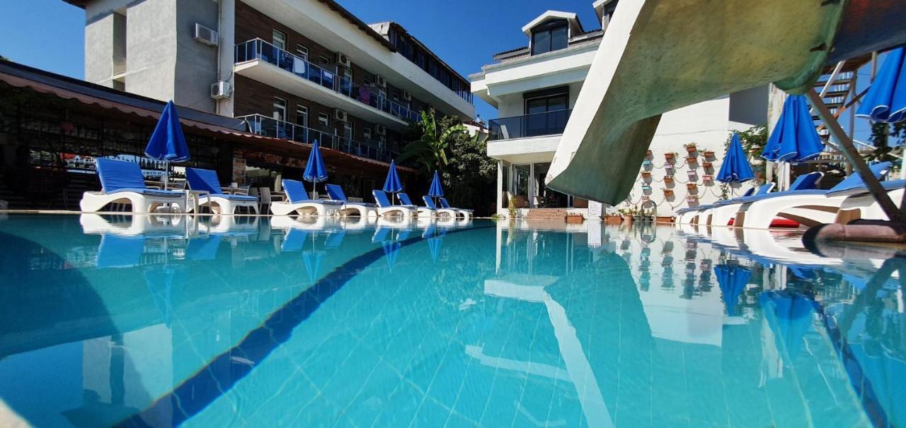 Alis Hotel フェティエ エクステリア 写真