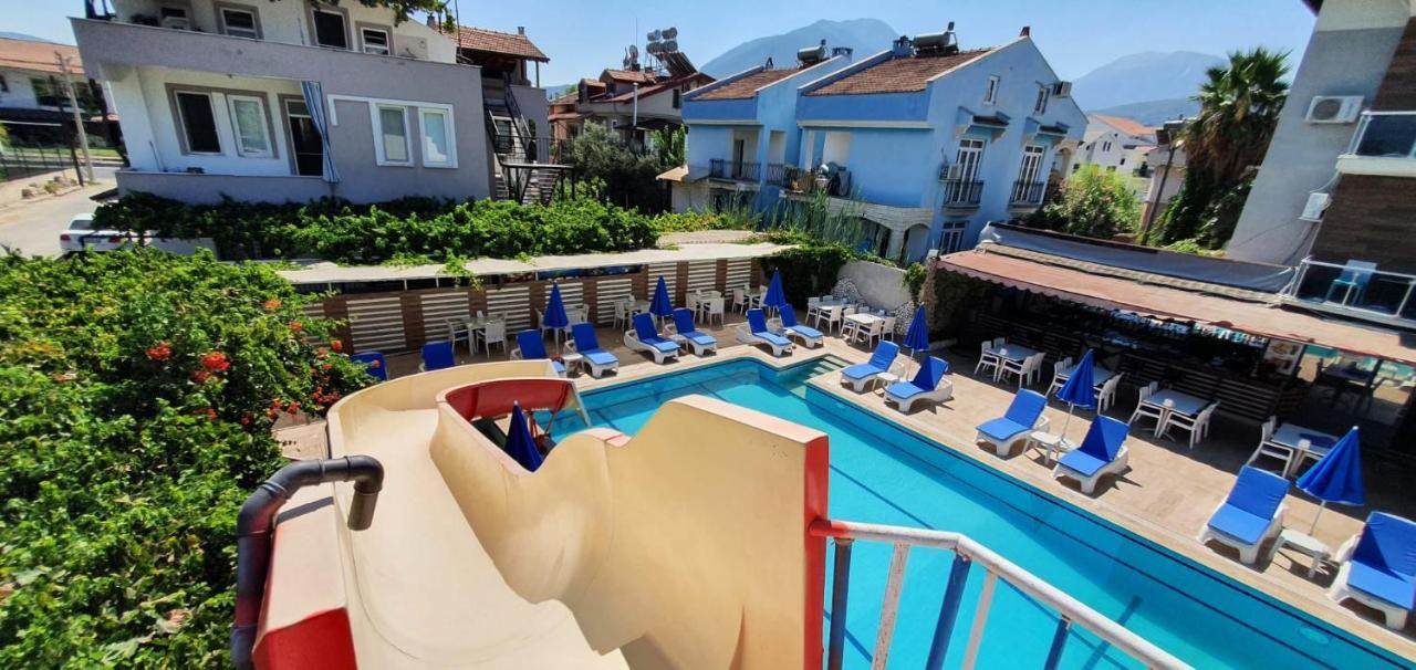 Alis Hotel フェティエ エクステリア 写真