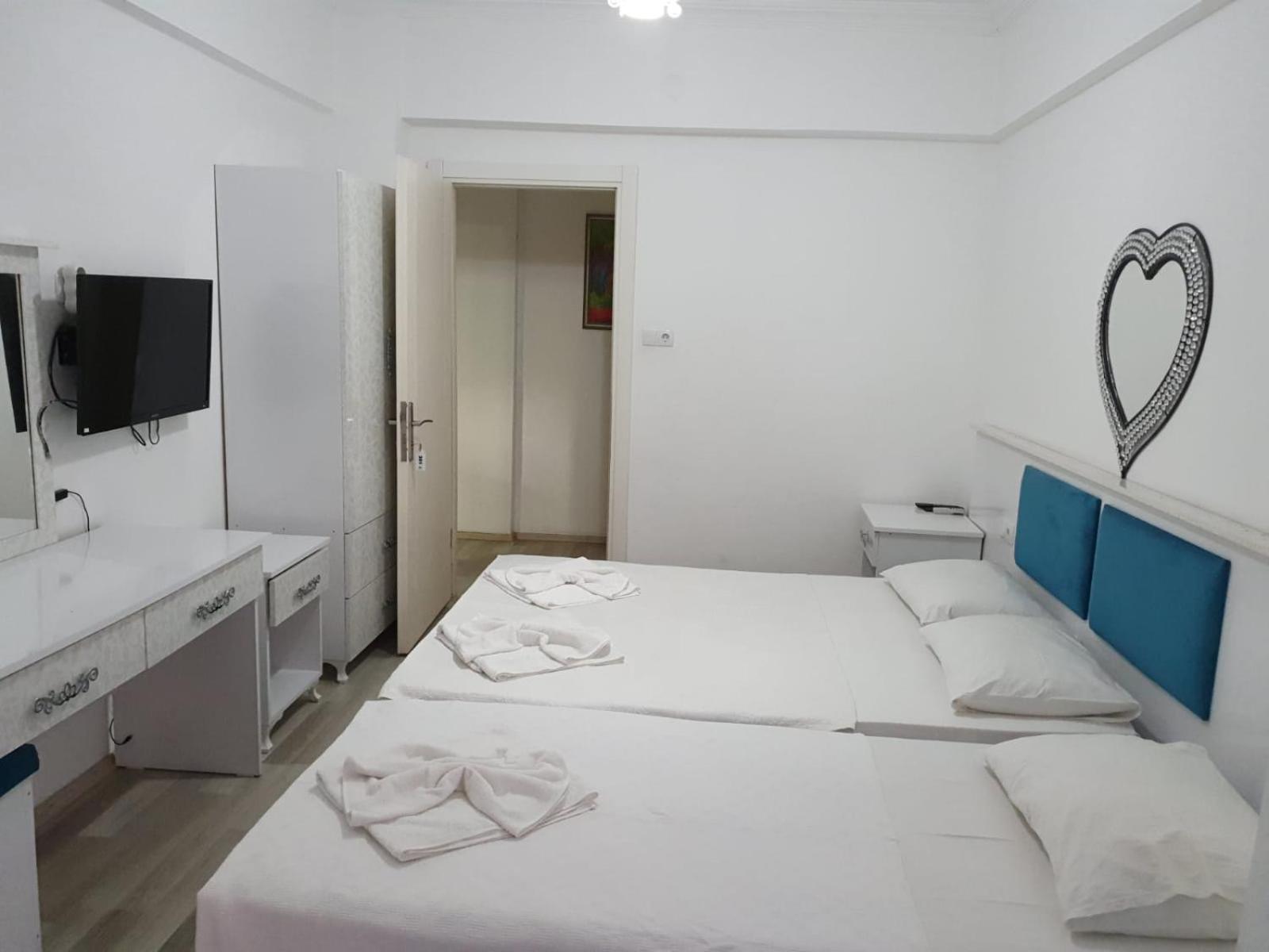 Alis Hotel フェティエ エクステリア 写真